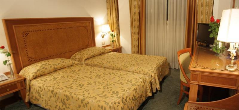 Sunrise Hotel Рим Екстер'єр фото